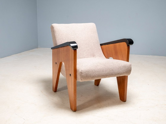 Image 1 of Tsjechische loungeset uit het midden van de 20e eeuw, bestaande uit A-vormige fauteuils en een tafel, jaren 50.