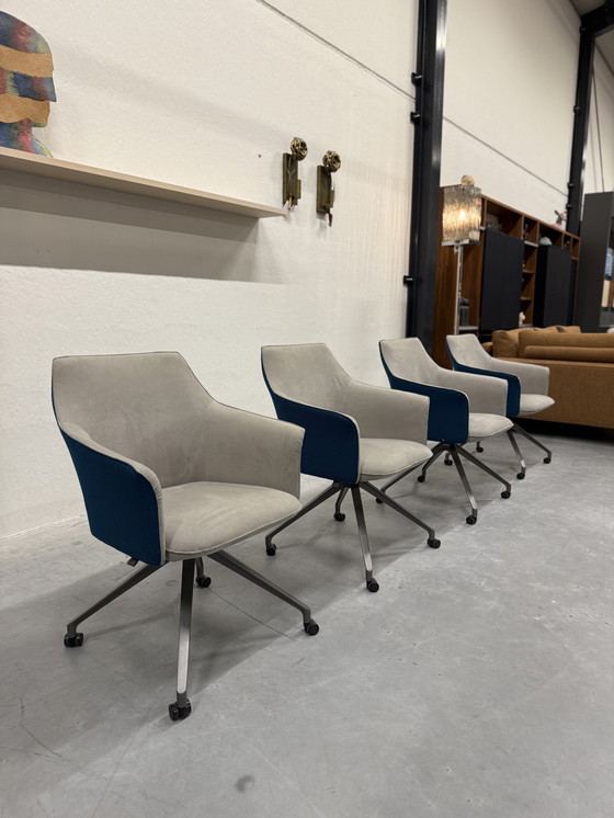 Image 1 of 4 Mara Twist Esszimmerstuhl blau