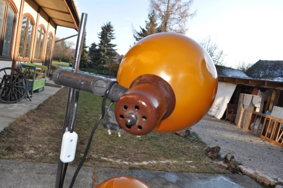 Lampadaire Mid Century Modern 2-ball Spage Age – Métal, Plastique, Space Age (photo 9 of 10)