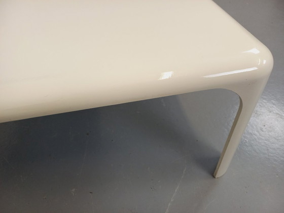 Image 1 of Vierkante salontafel uit de jaren 60, prachtig Italiaans ontwerp van Vico Magistretti voor Studio Artemide Milano