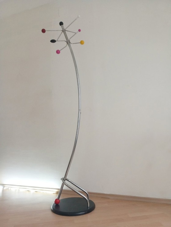 Image 1 of Ruimtetijdperk/pop-art/postmoderne spoetnik-design staande kapstok jaren 80