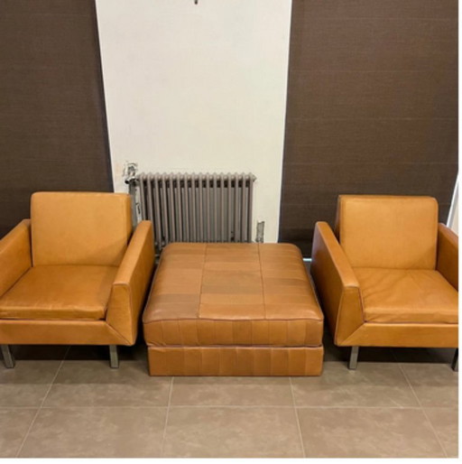 Artifort 410-Theo Ruth-set fauteuils+hocker/salontafel