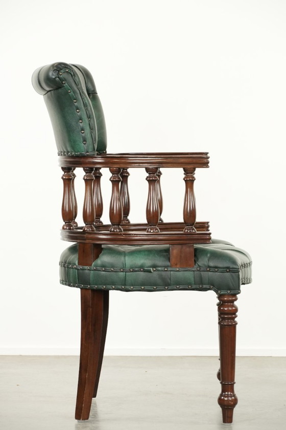 Image 1 of Fauteuil de bureau Chesterfield classique en cuir de vachette vert flammé / fauteuil d'appoint