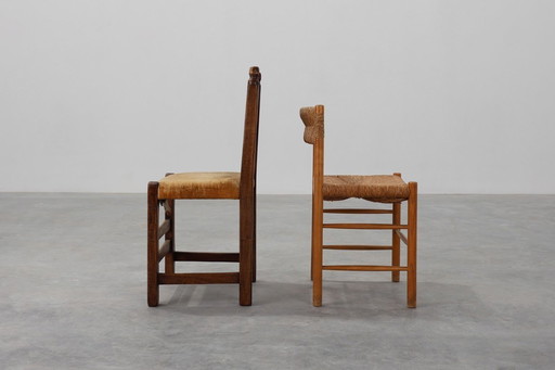 Sedia laterale spagnola in rovere intagliata a mano del XIX secolo con seduta in velluto