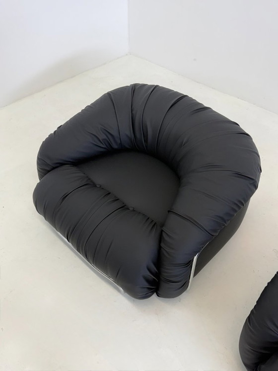 Image 1 of Poltrone italiane in stile Space Age, nere