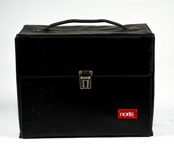 Proyector Noris Universal, Plástico Blanco y Metal, con Caja Original – Focos (photo 2 of 17)