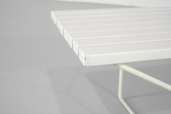 Image 1 of Panca "400" in legno bianco di Harry Bertoia per Knoll International.