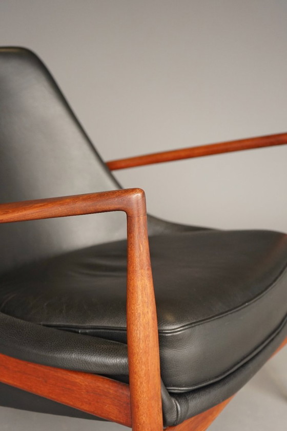 Image 1 of Poltrona modello 'Seal' di Ib Kofod-Larsen in pelle e teak per OPE, Svezia, anni '60