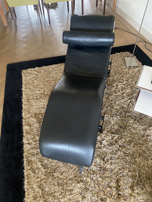 Te koop LC4 fauteuil Corbusier