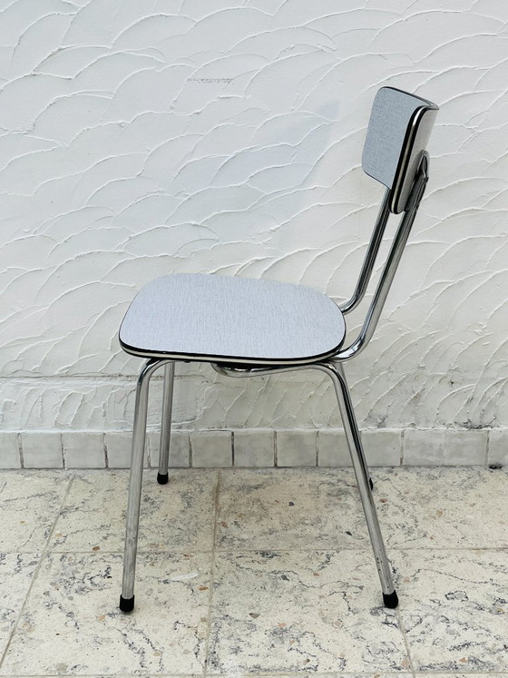 Image 1 of Set di 4 sedie da cucina vintage in Formica grigio cromato.
