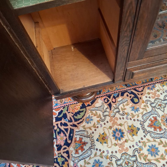 Antique oak sideboard with a central glass door and striking ball feet – Wood (photo 7 of 15)