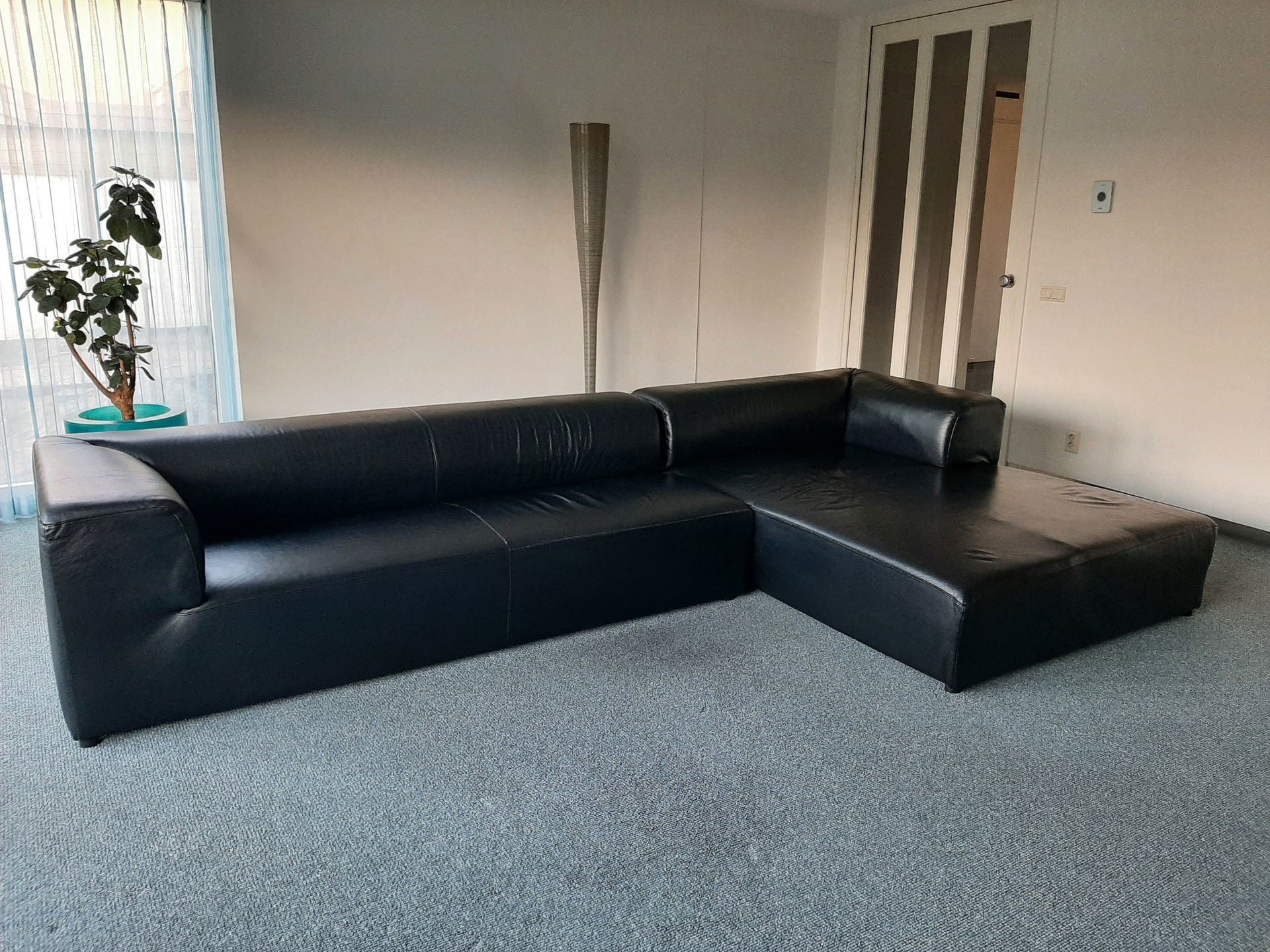 Second hand deals sofas for sale