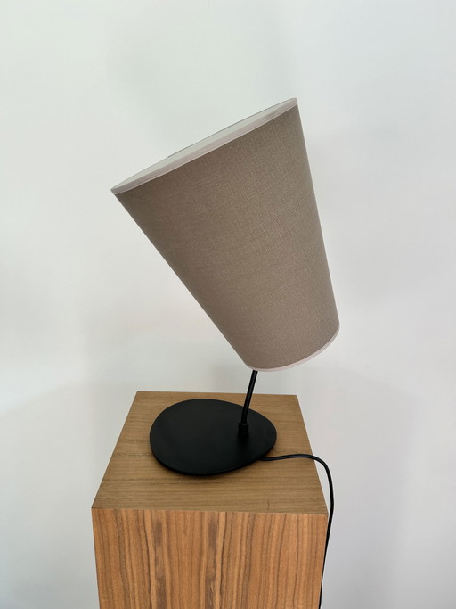 Lampada da tavolo LND Jukka Korpihete Soithu