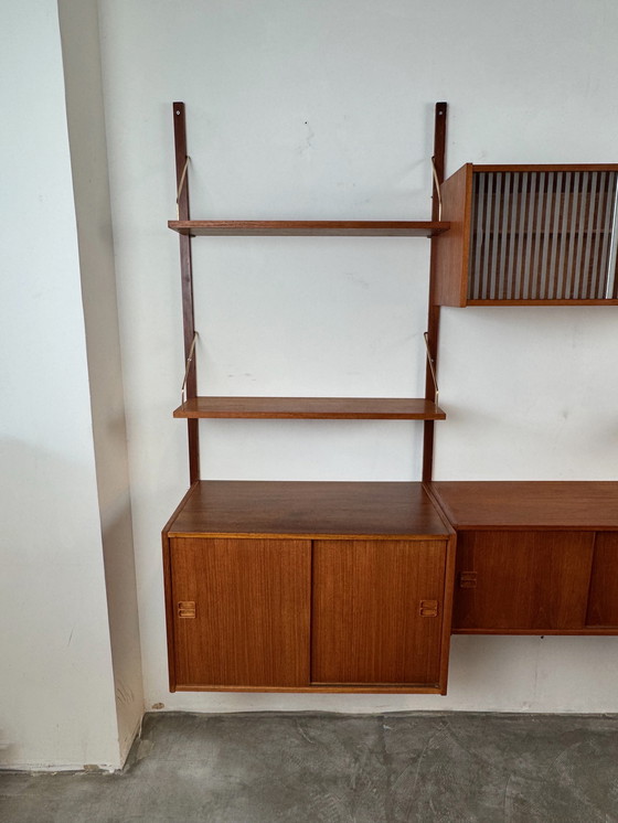 Image 1 of Sistema di pareti in teak danese: design scandinavo senza tempo