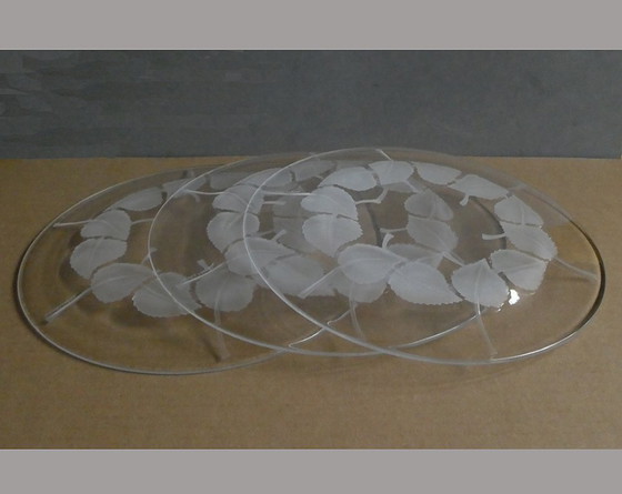 Image 1 of 3 plates, glass, satin leaf decoration, Lalique, Paris, France, signed