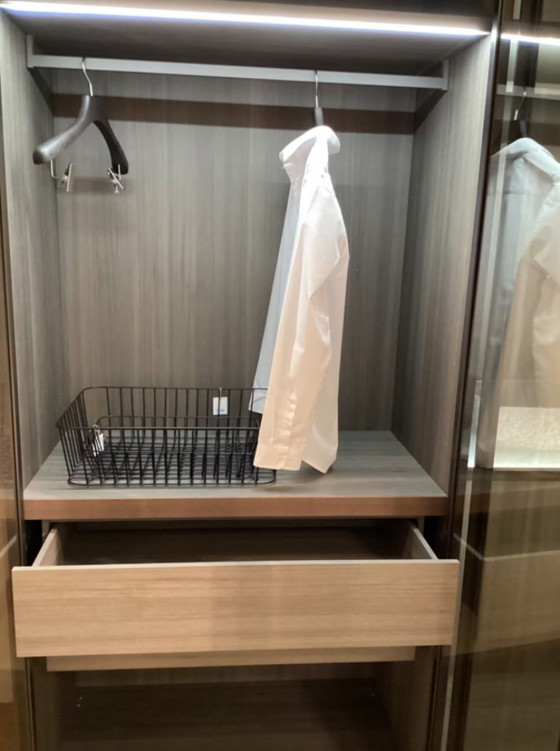 Image 1 of Armadio Porro