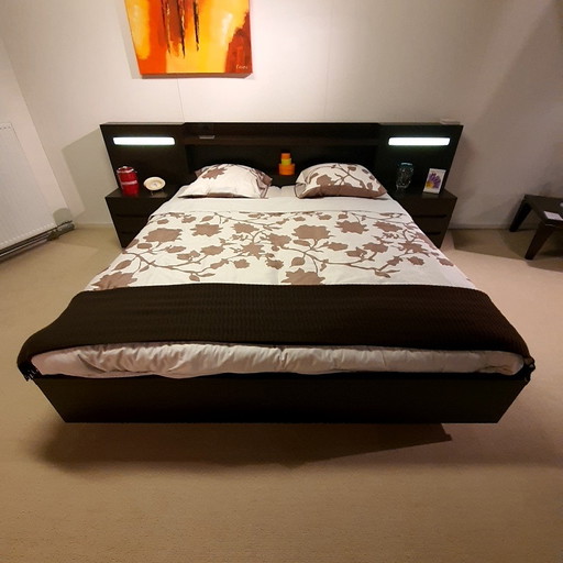 Sunday furniture Iris bed - 180x200