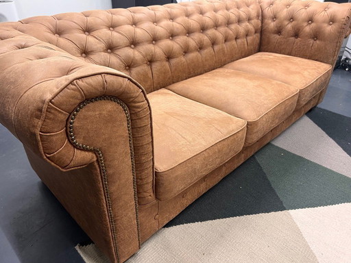 Chesterfield 4-Seater Leather Sofa