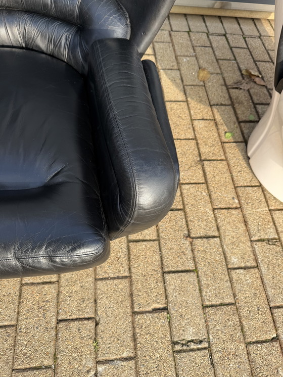 Image 1 of 2x 1st edition Comfort Joe Colombo Elda chairs Top condition!!