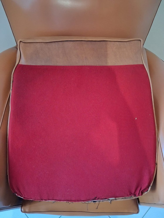 Image 1 of Sillón con bigote