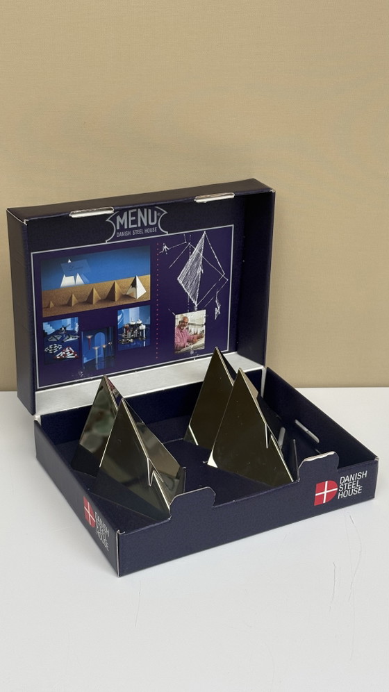 4x Porte-noms pyramidaux vintage danois chromés – Menu, Accessoires de table, Metal, polished steel (photo 3 of 8)