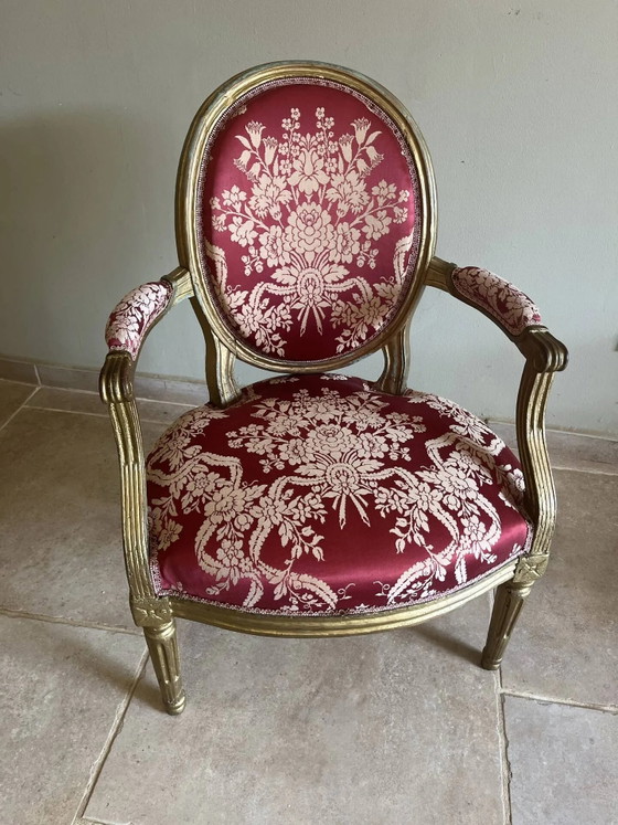 Fauteuil cabriolet Louis XVI en bois doré – dossier médaillon et tissu – Wood (photo 22 of 22)