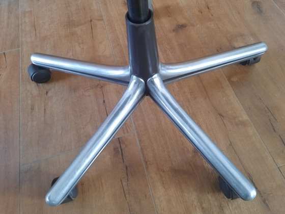 Image 1 of Chaise de bureau Giroflex – modèle 8026 – conçue par Martin Stoll