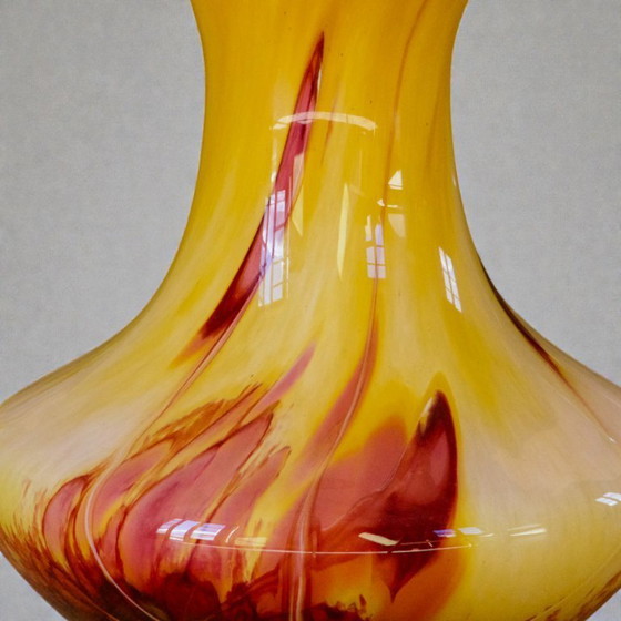 Image 1 of Murano vase in flame-blown opaline glass, 1960