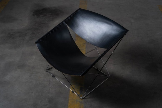 Image 1 of Pierre Paulin - Sedia a farfalla F675