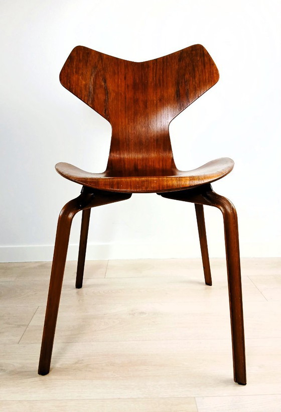 Image 1 of Arne Jacobson for Fritz Hansen - Grand Prix Chair FH 4130