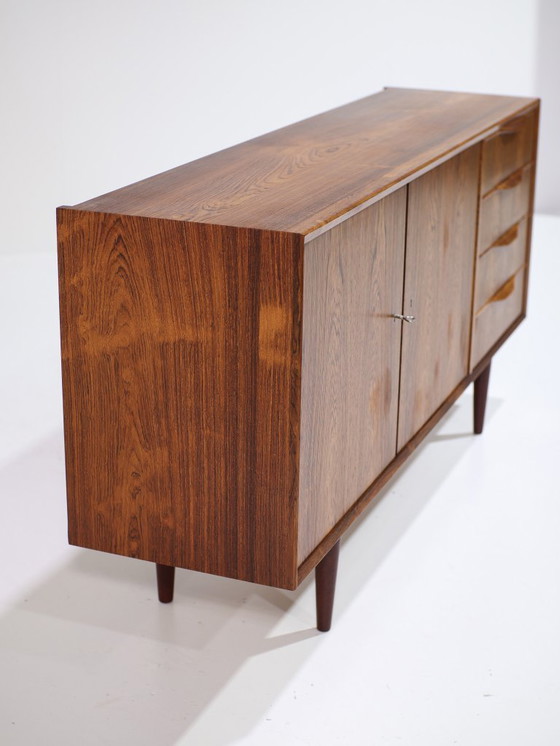 Image 1 of Credenza Erling Torvits in palissandro, mobile TV danese