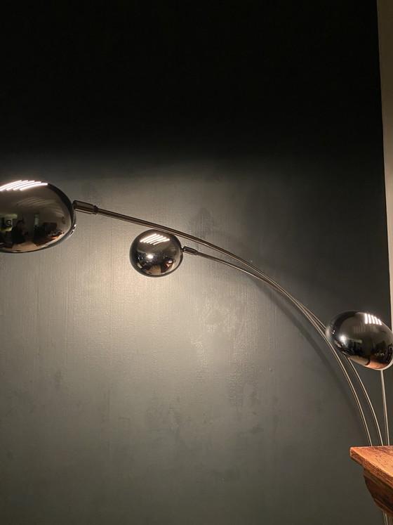 Image 1 of Bogenlampe mit weißem Marmorsockel