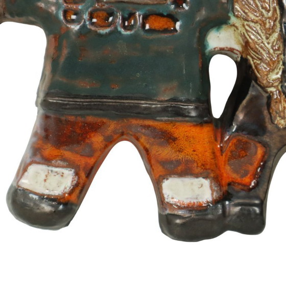 Image 1 of Wandsculptuur Elisabeth Vandeweghe Perignem