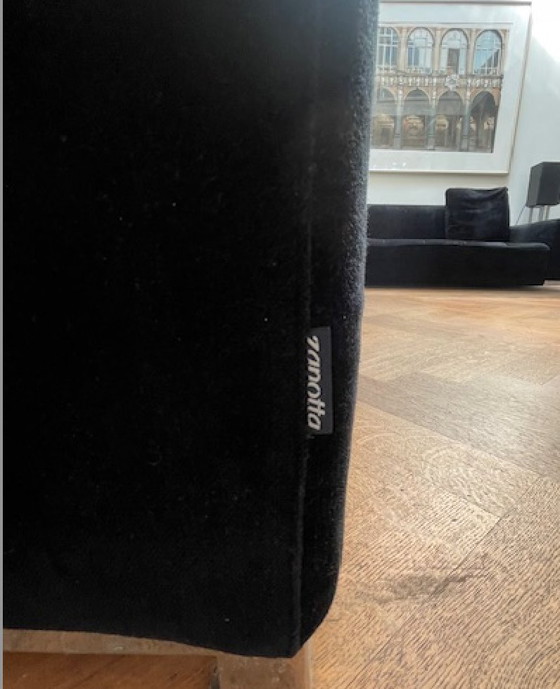 Image 1 of 2 x Un divano Zanotta Alfa, un divano dritto e un divano angolare