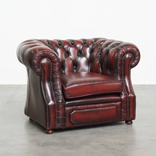 Red cowhide leather chesterfield club chair in English style