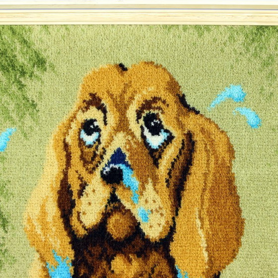 Image 1 of Grande arazzo vintage raffigurante un cane dei cartoni animati in cornice, Cecoslovacchia, anni '70