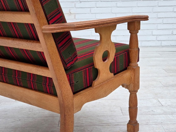 Image 1 of Dänischer Sessel aus den 1970er Jahren, grüne Möbelwolle, massives Eichenholz.