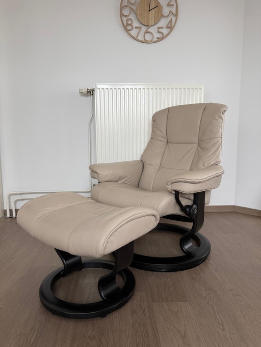 Stressless Design Armchair incl. Footstool