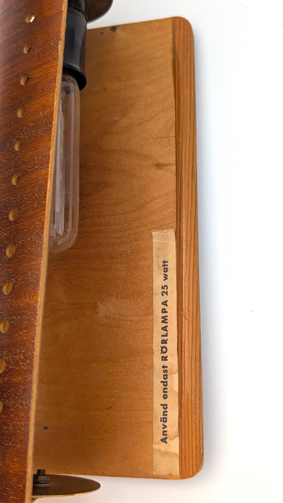 Image 1 of Lampada da lettura svedese da parete in teak e ottone anni '50