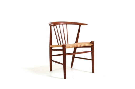 Illum Wikkelsø pour N. Eilersen Rare Side Chair "24GT" en teck