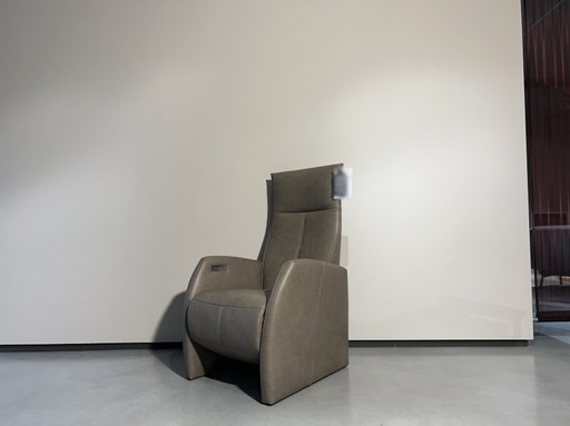 El futuro nuevo y fabuloso 5 - Sillón reclinable F1-300