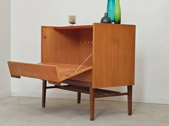Kist of minibar Frantisek Mezulanik voor Up Zavody jaren 60 – Barkrukken, Wood, Mid Century Modern (photo 15 of 18)
