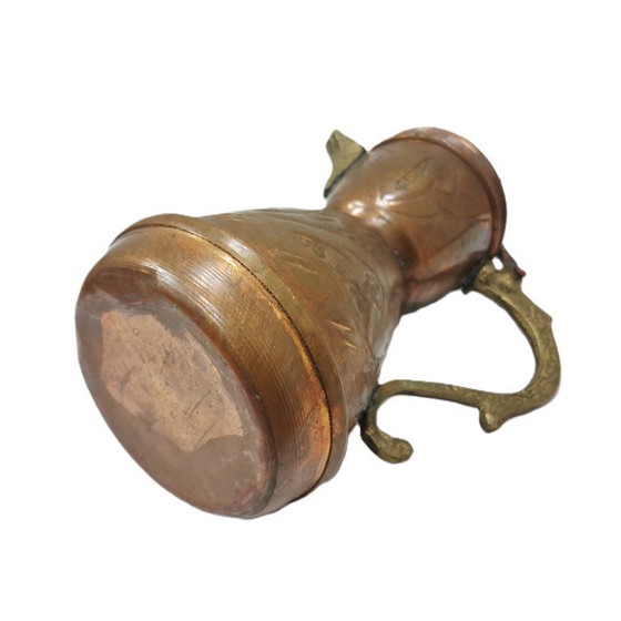 Image 1 of Antigua tetera oriental de cobre para preparar café o té.