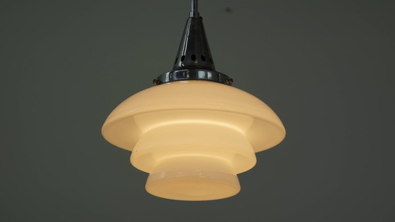 Image 1 of Suspension au design vintage avec verre dépoli feuilleté et chrome