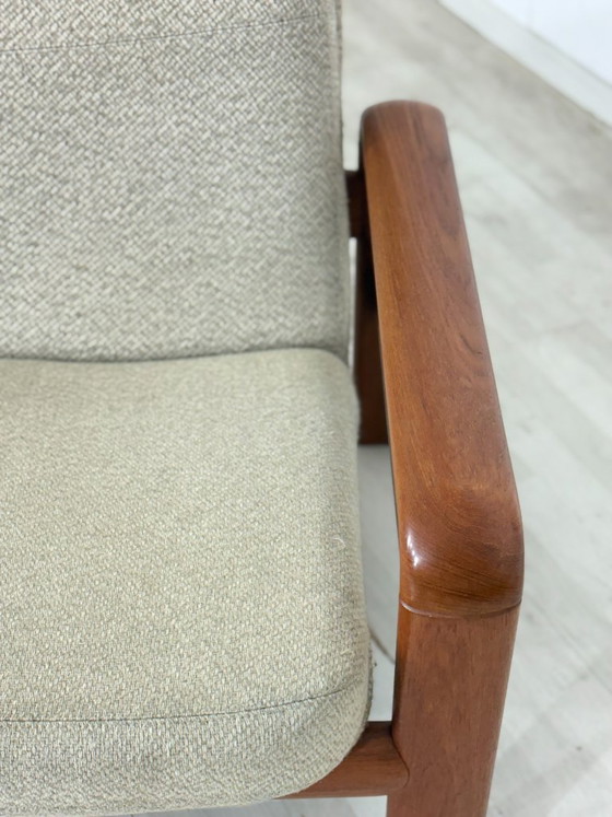 Image 1 of Divano Dyrlund in teak stile metà secolo | Divano a 2 posti in legno massello | Classico del design