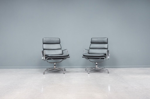 Sillón Eames EA216, 2 unidades
