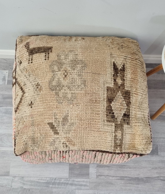 Image 1 of Vintage berber poef 