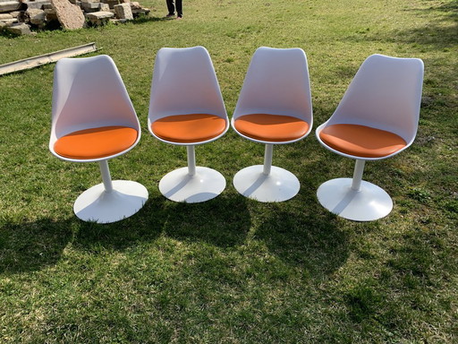 Orange Tulip Drehstühle zugeschrieben Eero Saarinen & Knoll, 1956, 4er Set