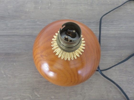 Lampada in legno chiaro e ottone, Francia, Metà del XX secolo, Lampade da tavolo, Marrone (foto 6 di 7)