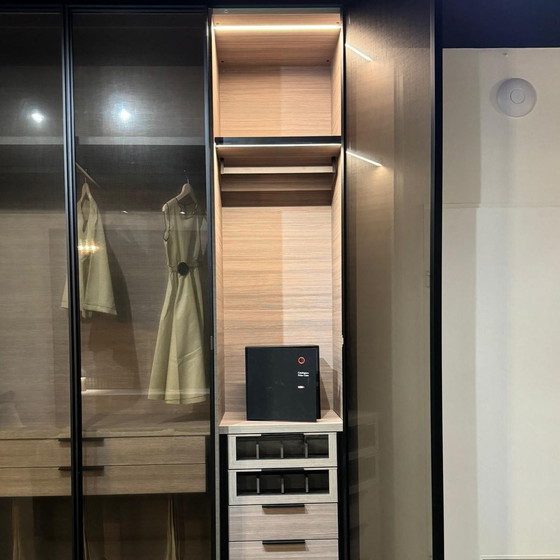 Image 1 of Lema Dandy Glass wardrobe